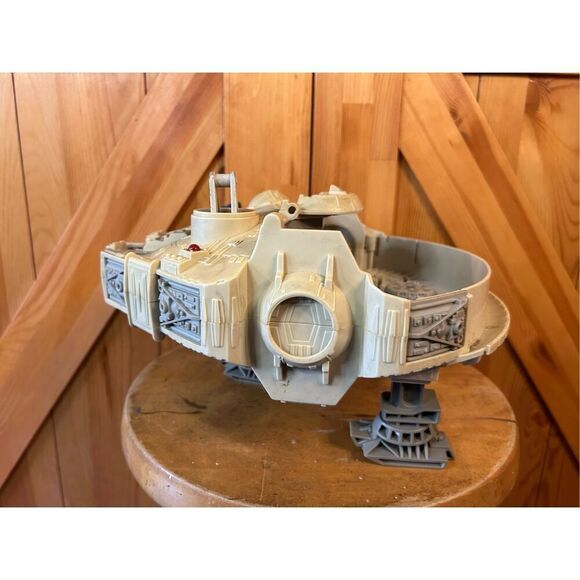 Star Wars Galactic Heroes Millennium Falcon Spaceship Hasbro 2001 (8171) READ - Picture 3 of 16